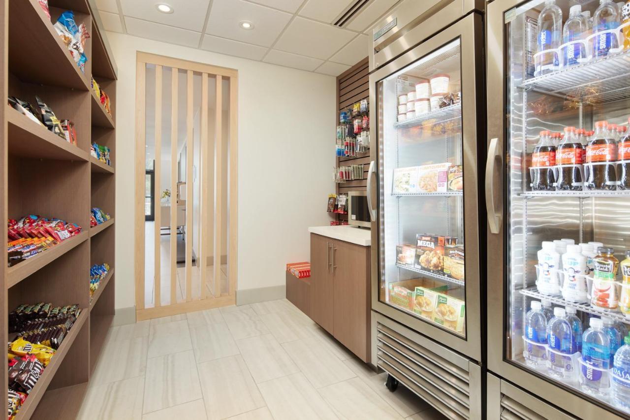 Express & - Pensacola Area By Ihg Hotel