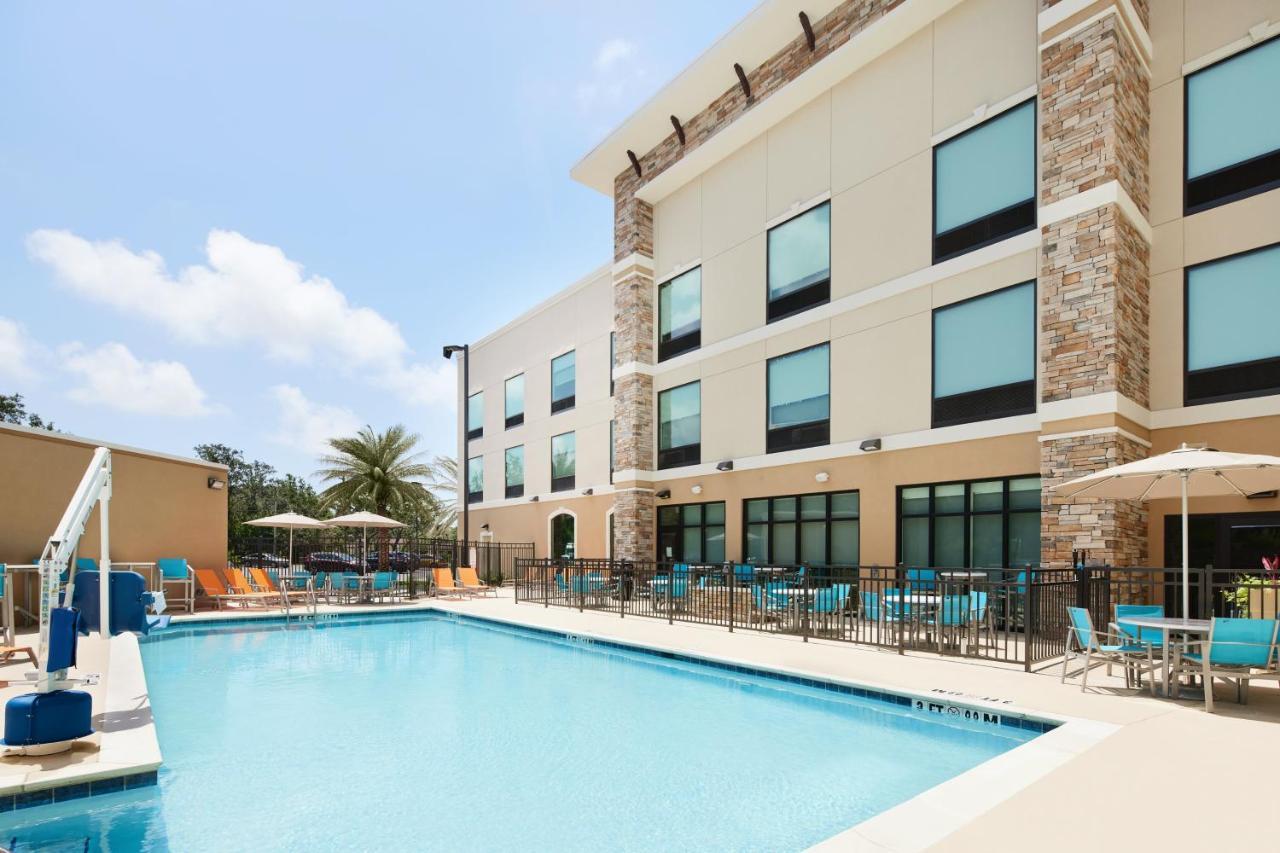 Express & - Pensacola Area By Ihg Hotel 4*